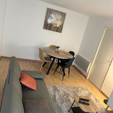 Champion Suites Sarcelles Exterior foto