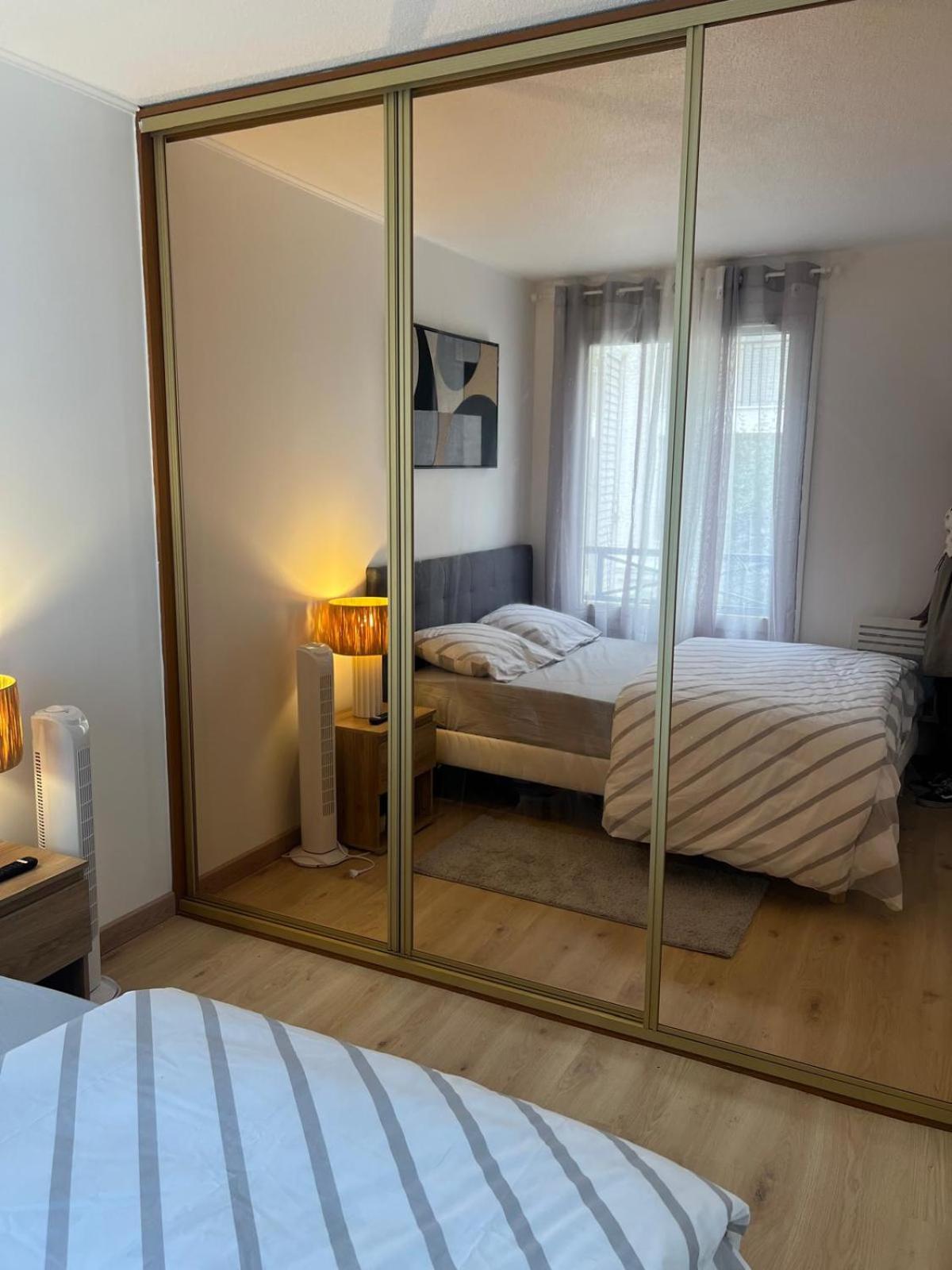 Champion Suites Sarcelles Exterior foto