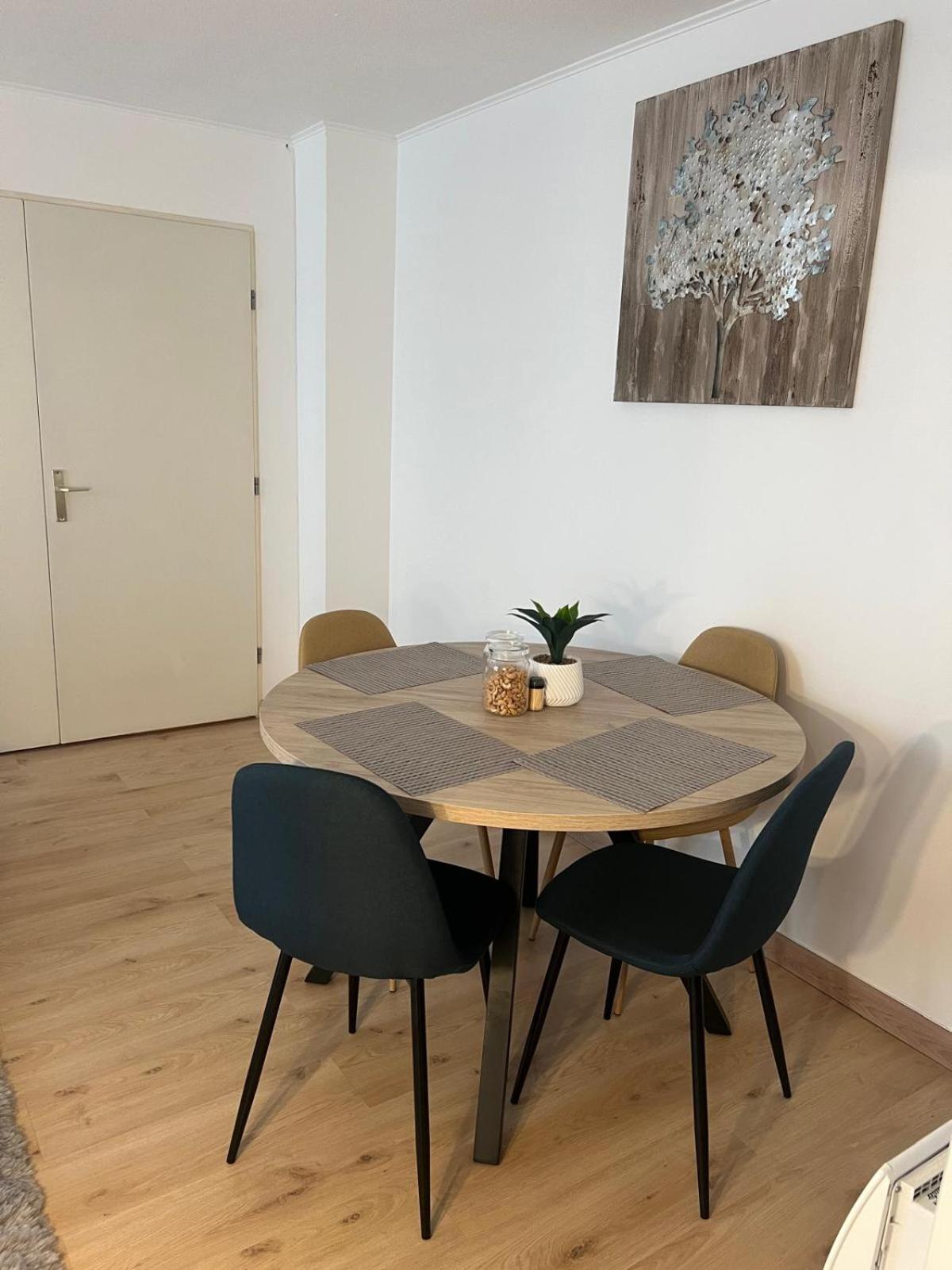 Champion Suites Sarcelles Exterior foto