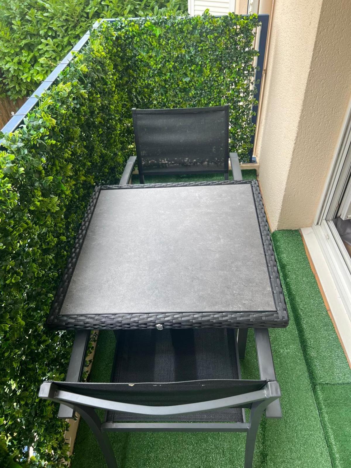 Champion Suites Sarcelles Exterior foto